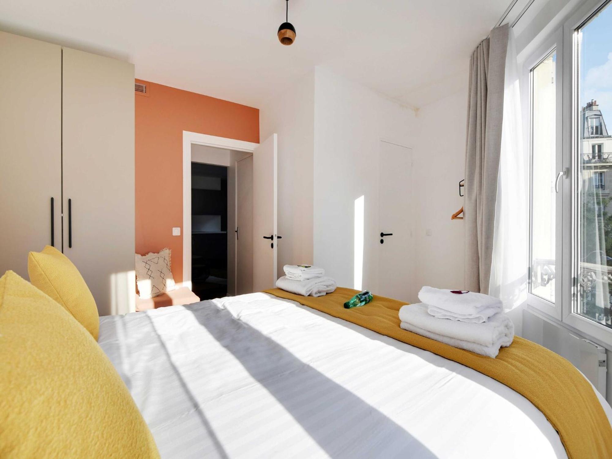 Chic - 1br 4p - Sacre-c Ur Apartment